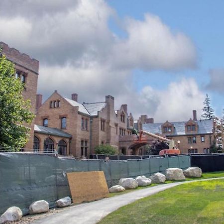 Cranwell Spa And Golf Resort (Adults Only) Lenox Εξωτερικό φωτογραφία