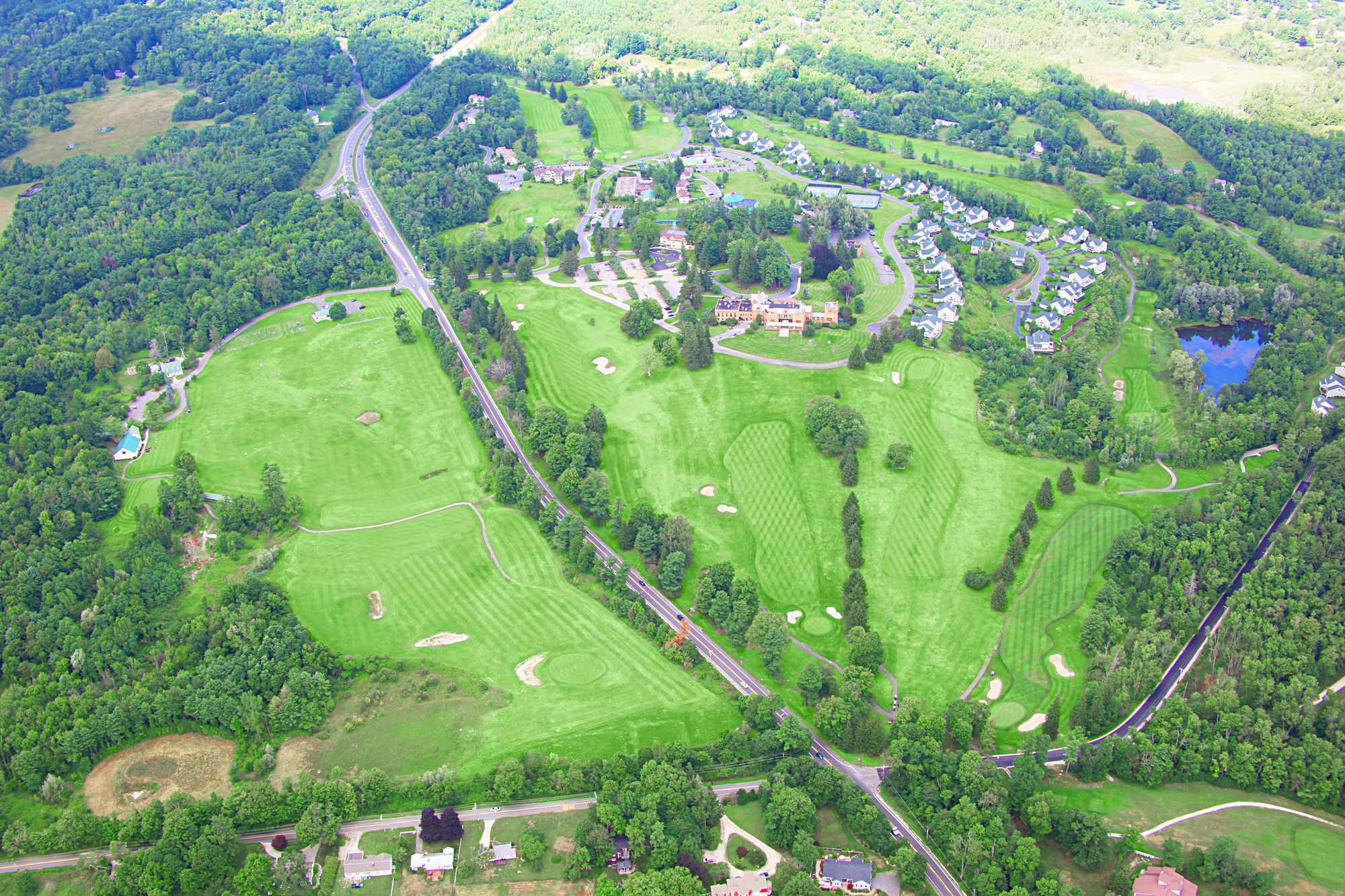Cranwell Spa And Golf Resort (Adults Only) Lenox Εξωτερικό φωτογραφία